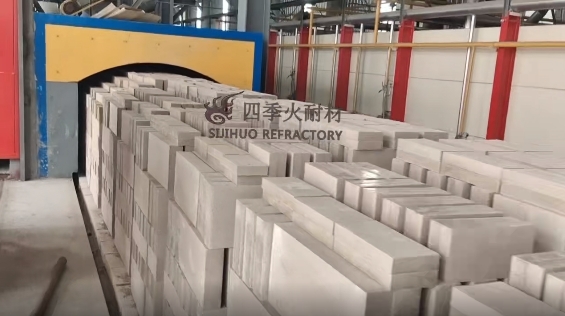 123米長，莫來石保溫磚隧道窯生產(chǎn)線
